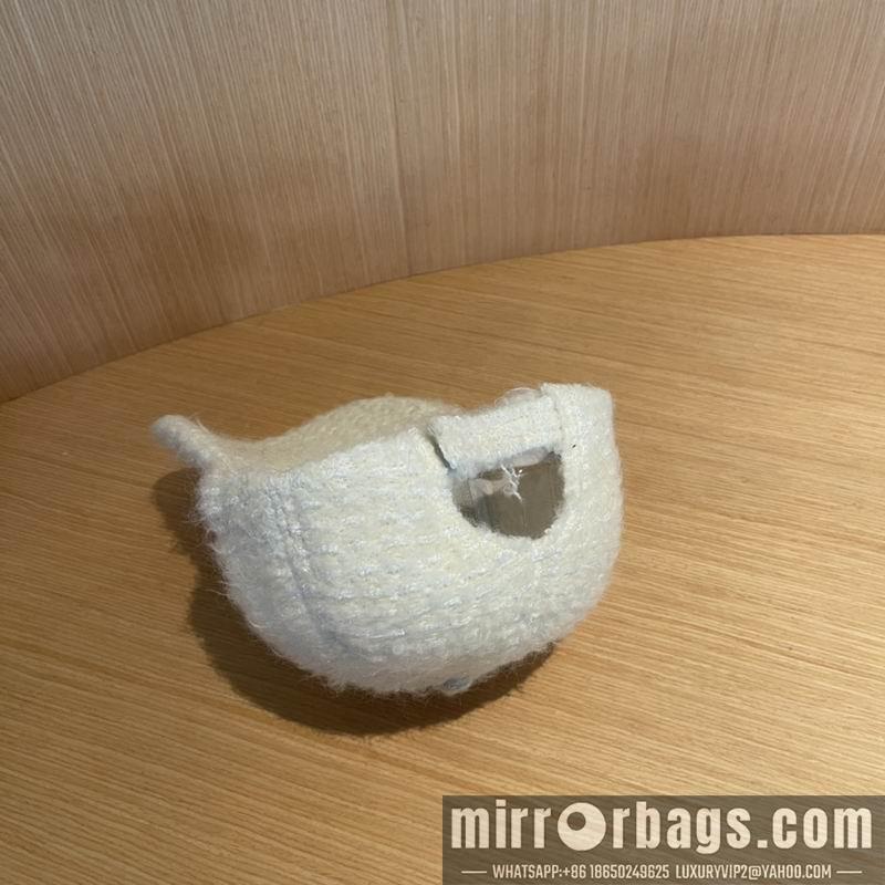 LV Hat 121406