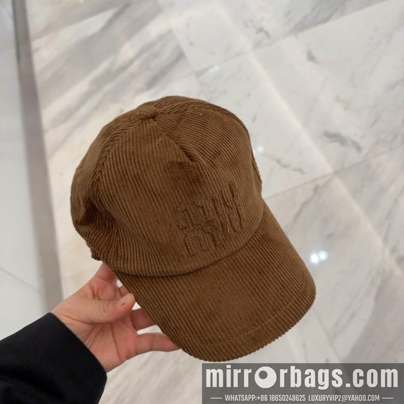 Miumiu Hat dx37