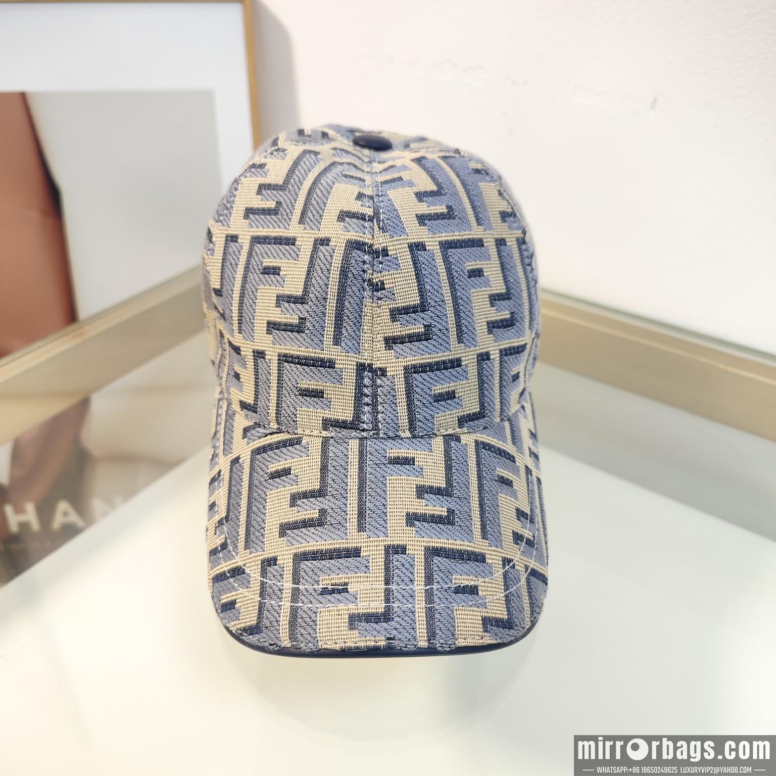 Fendi Hat dx89