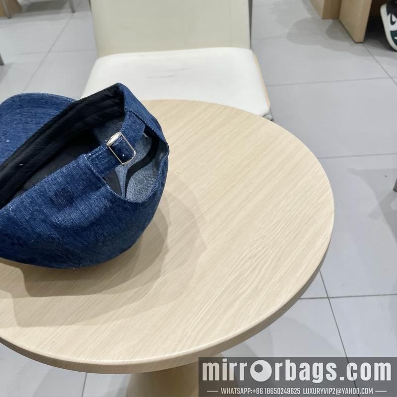 LV Hat 041404