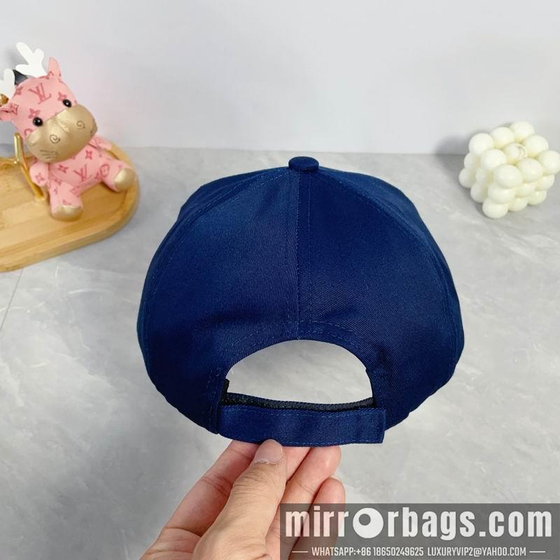 Miumiu Hat dx45