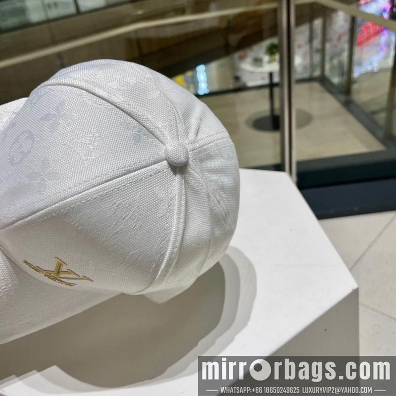 LV Hat 040208