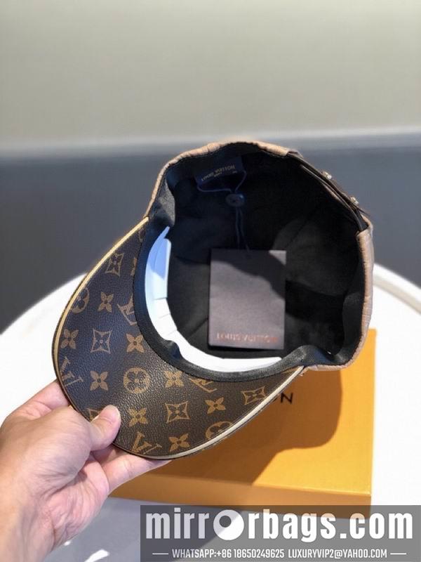 LV Hat 071202