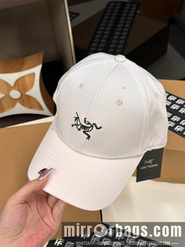 Arcteryx Hat dx06