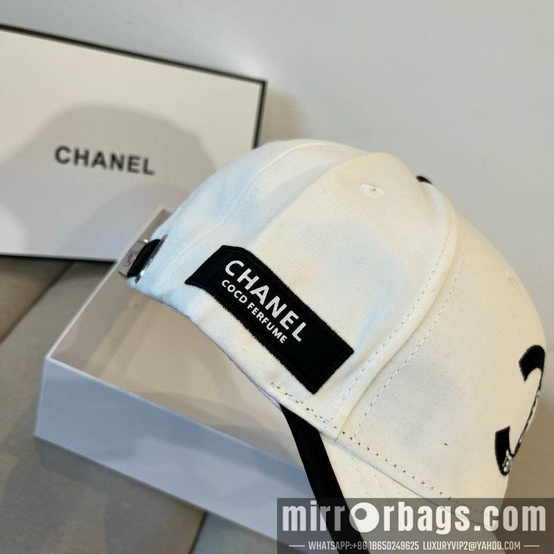 Chanel Hat dx33