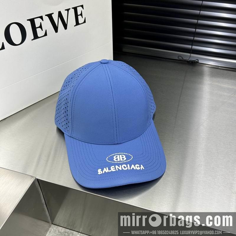 Balenciaga Hat dx20