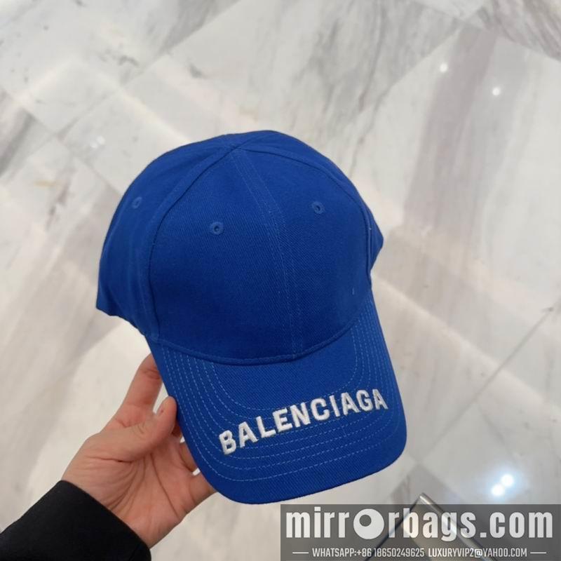 Balenciaga Hat dx75