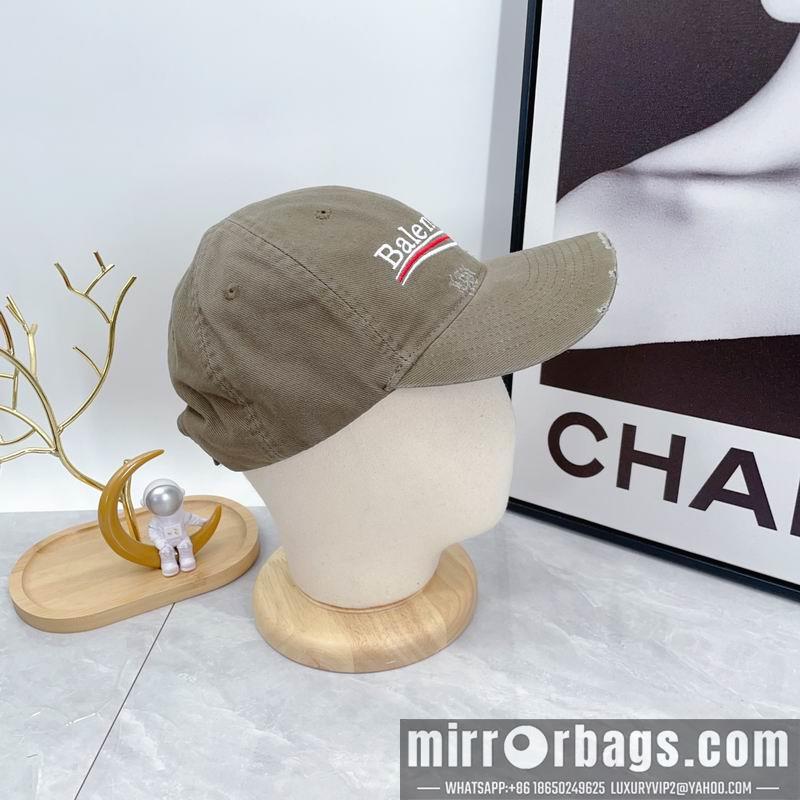 Balenciaga Hat dx50