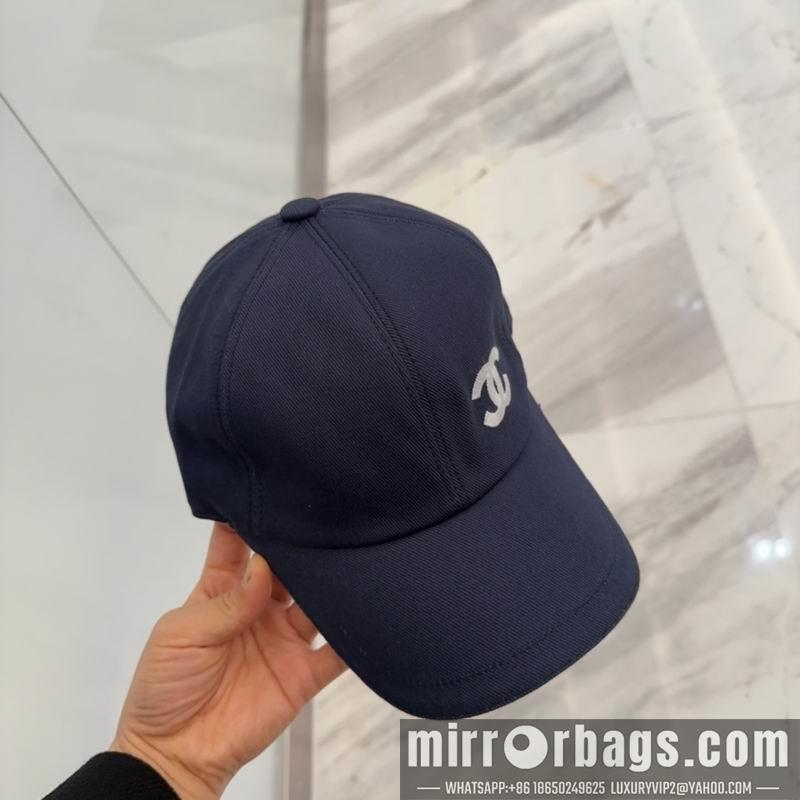Chanel Hat dx40