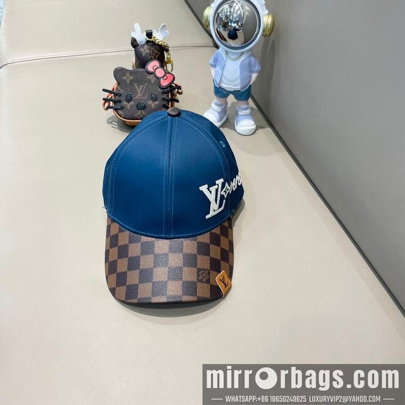 LV Hat 081803