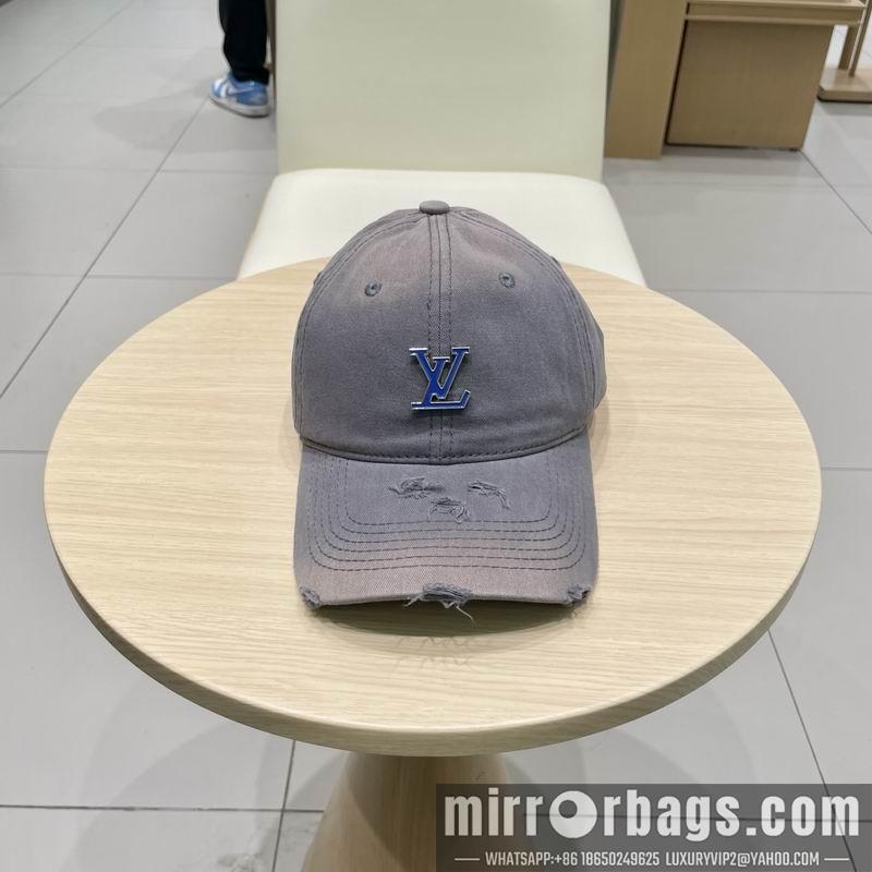 LV Hat 041405