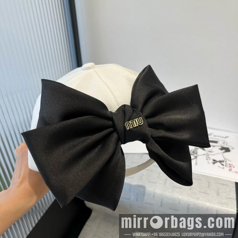 Miumiu Hat dx06