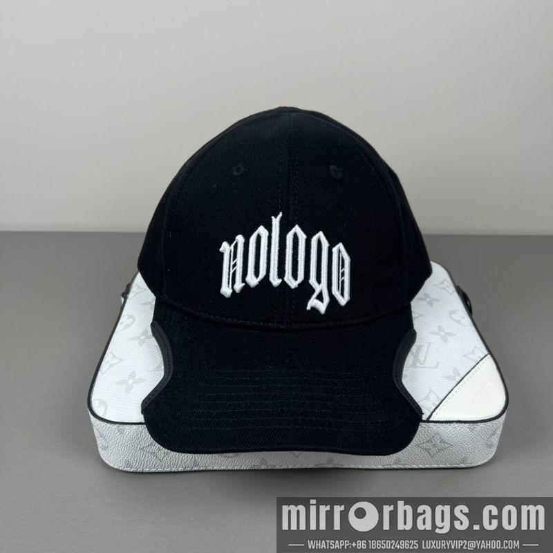 Balenciaga Hat 021004