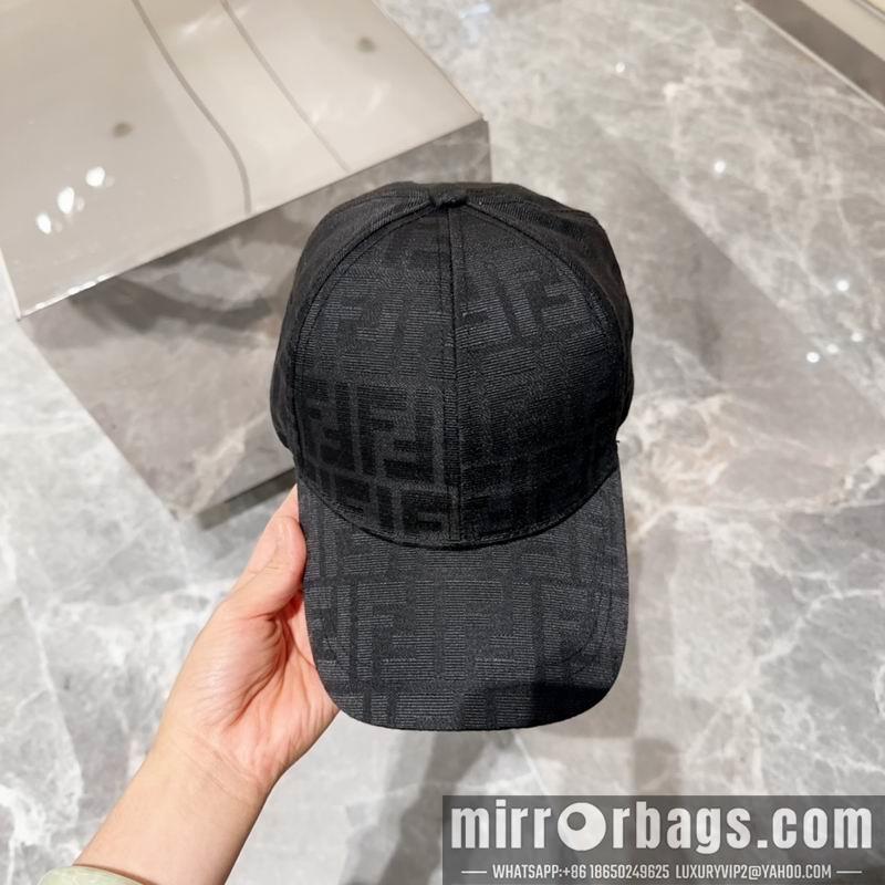 Fendi Hat dx28