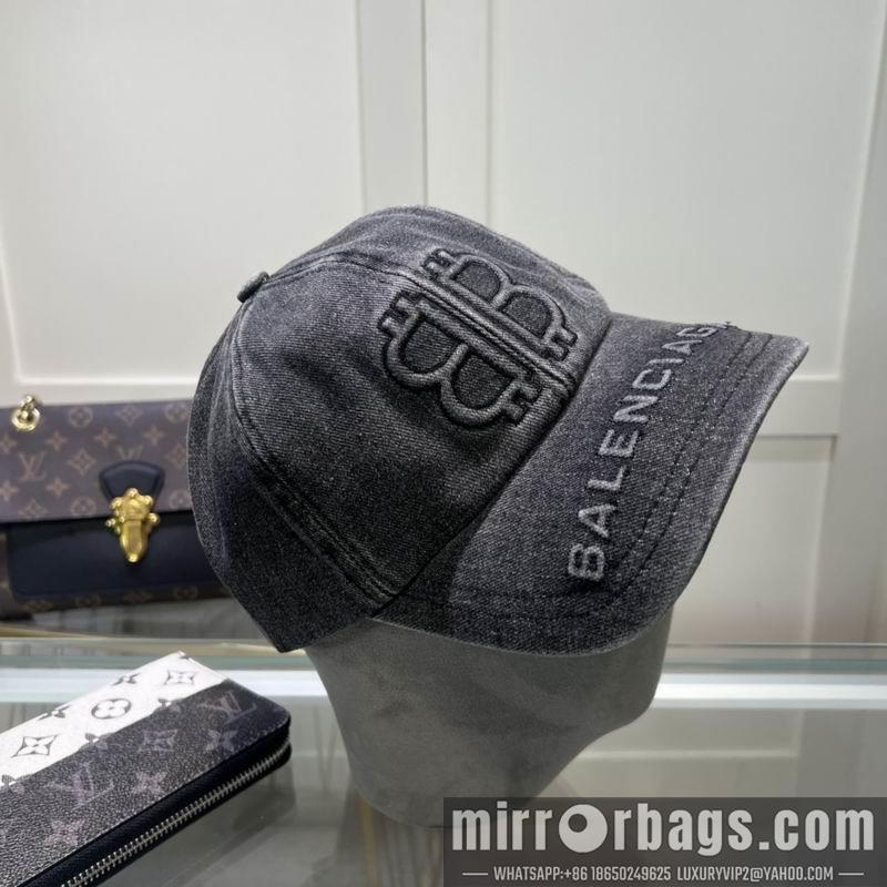 Balenciaga Hat dx81