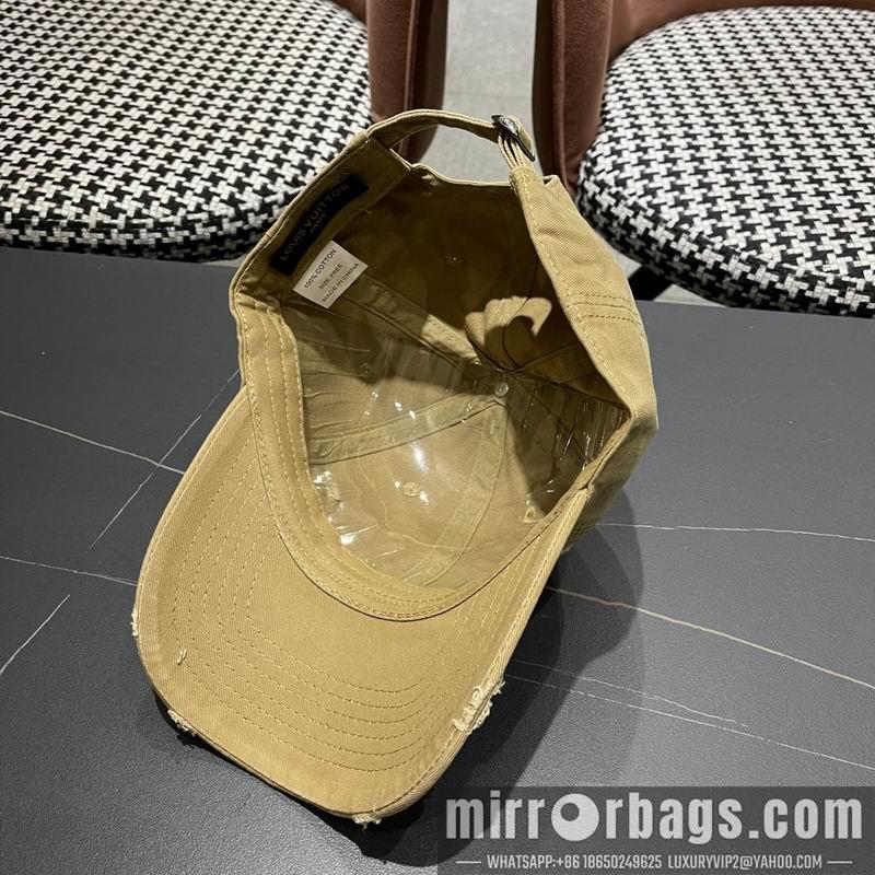 LV Hat 020801