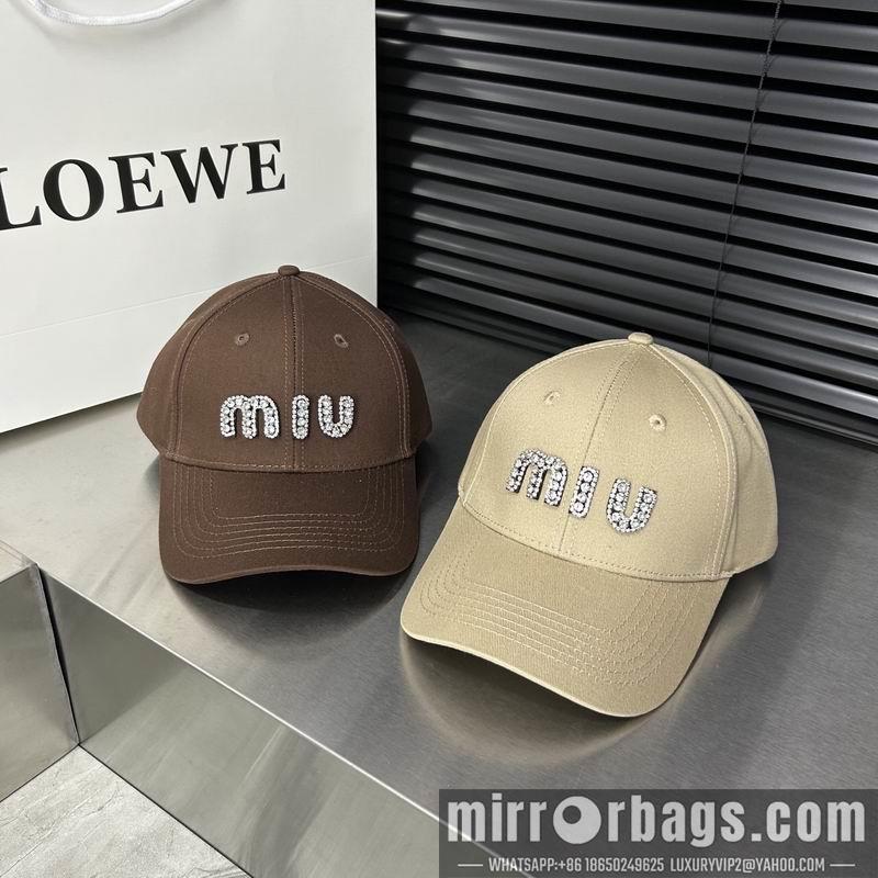 Miumiu Hat dx01