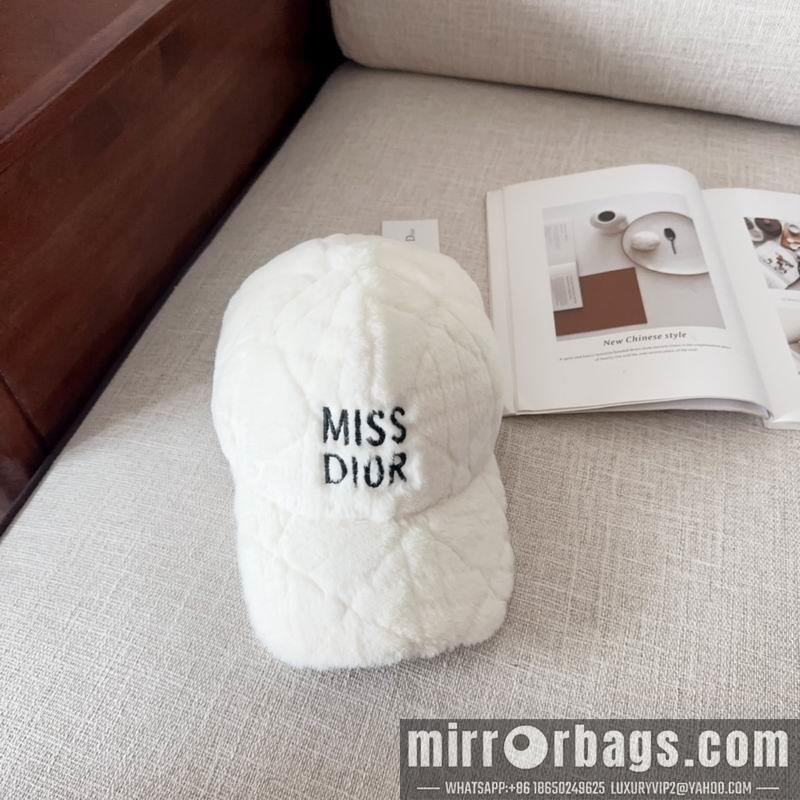 Dior Hat dx75