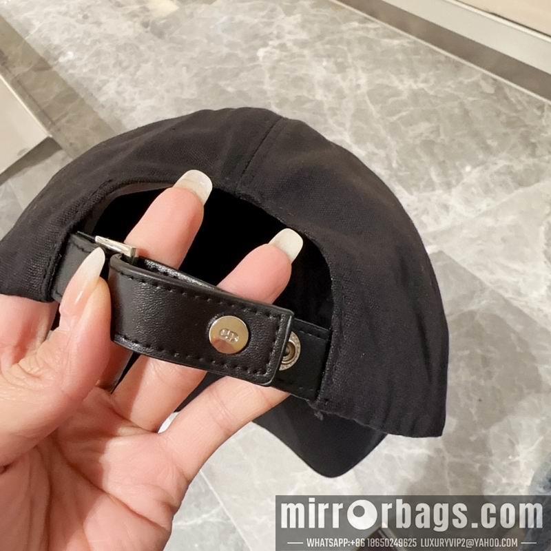 Dior Hat dx31