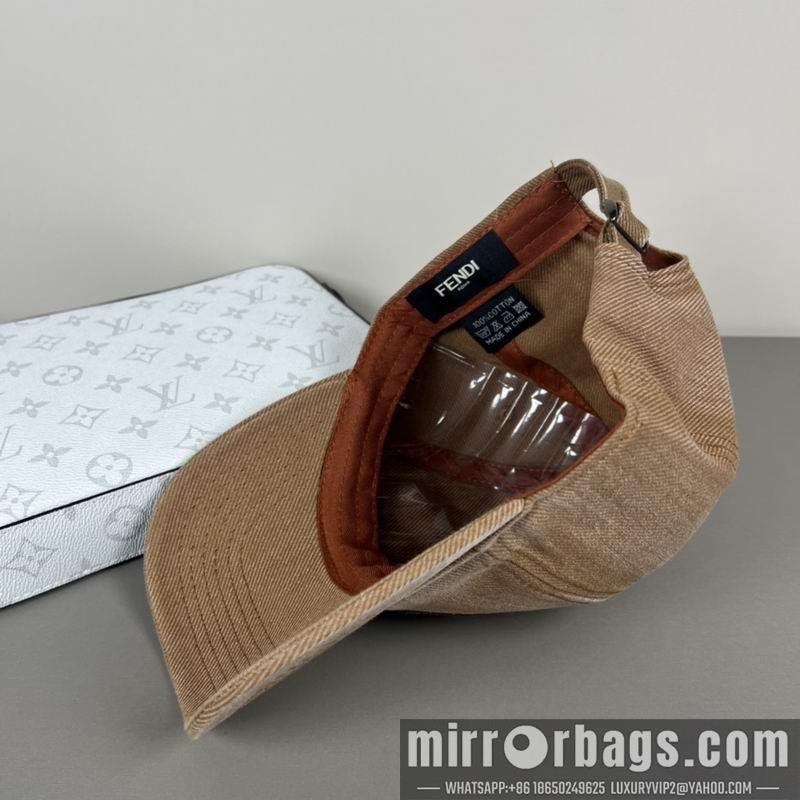 Fendi Hat dx67