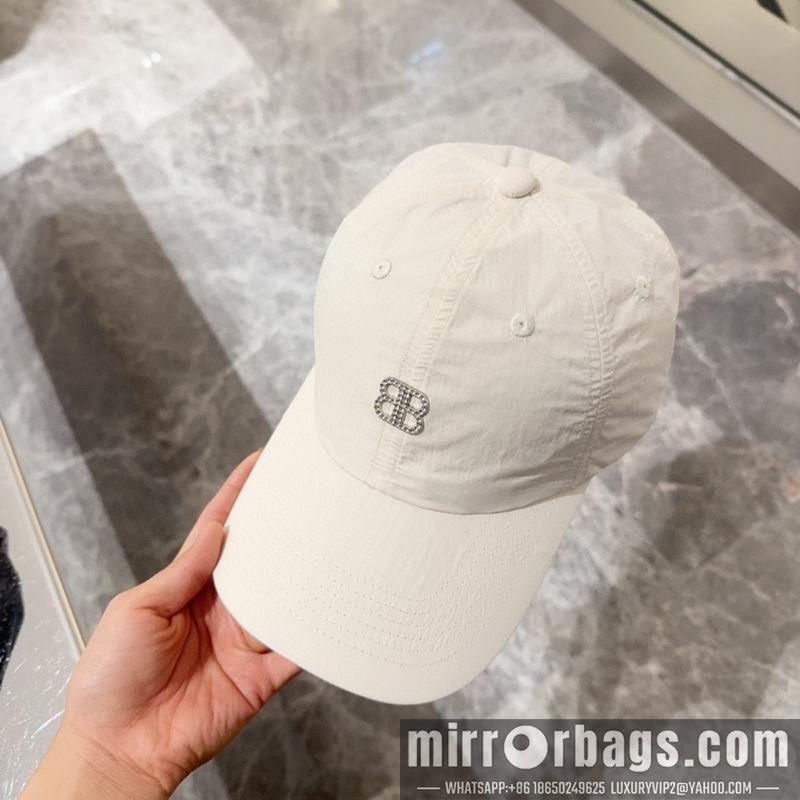 Balenciaga Hat dx64