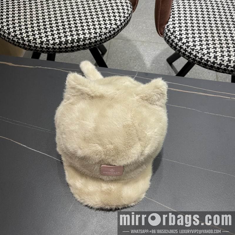 Moncler Hat 092201