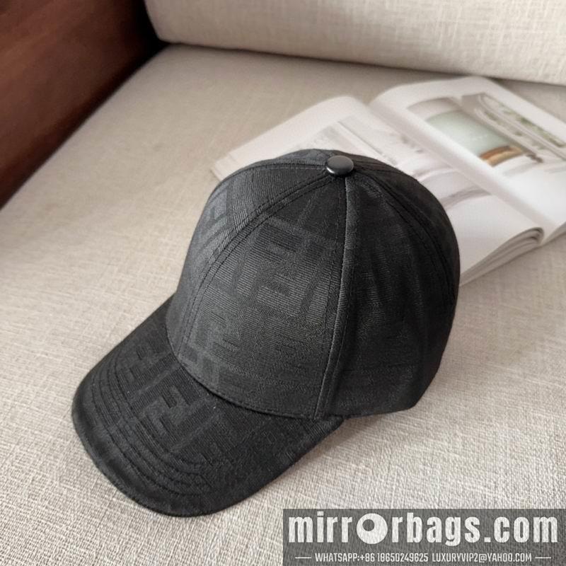 Fendi Hat dx69