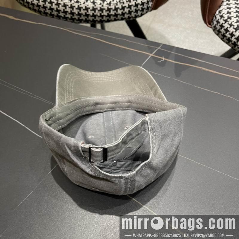Fendi Hat 050701