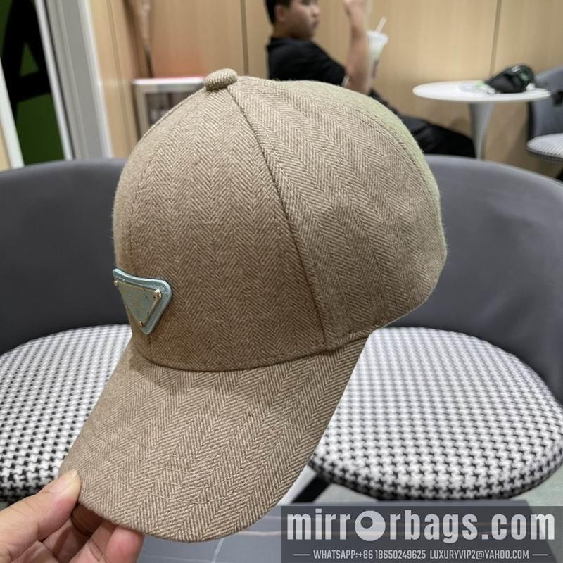 Prada Hat 081002