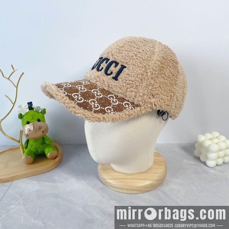 Gucci Hat dx140