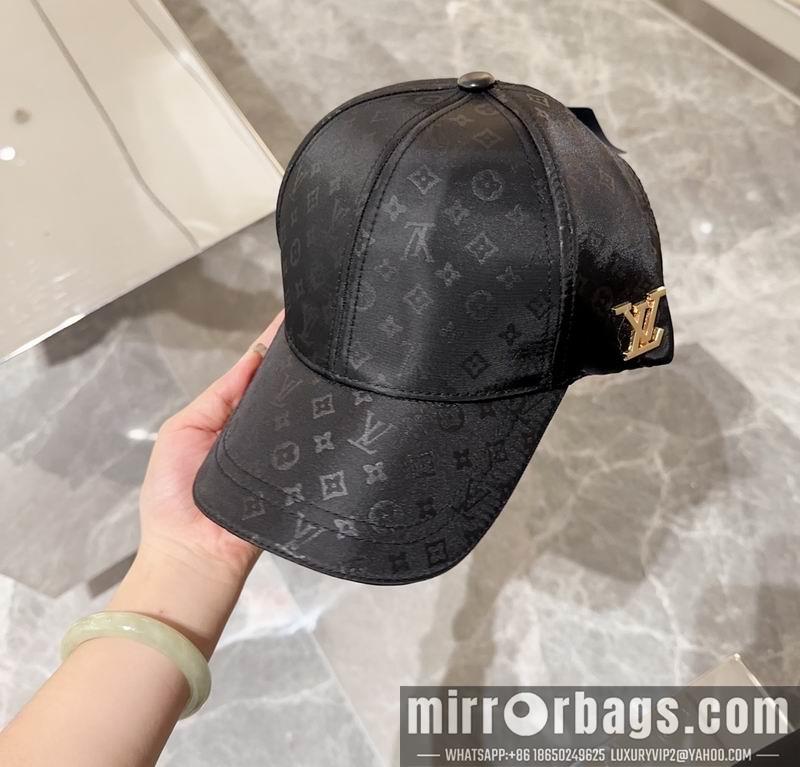 LV Hat 081801