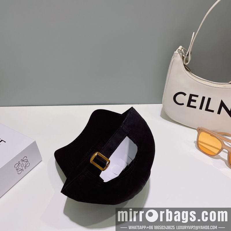 Celine Hat 041705