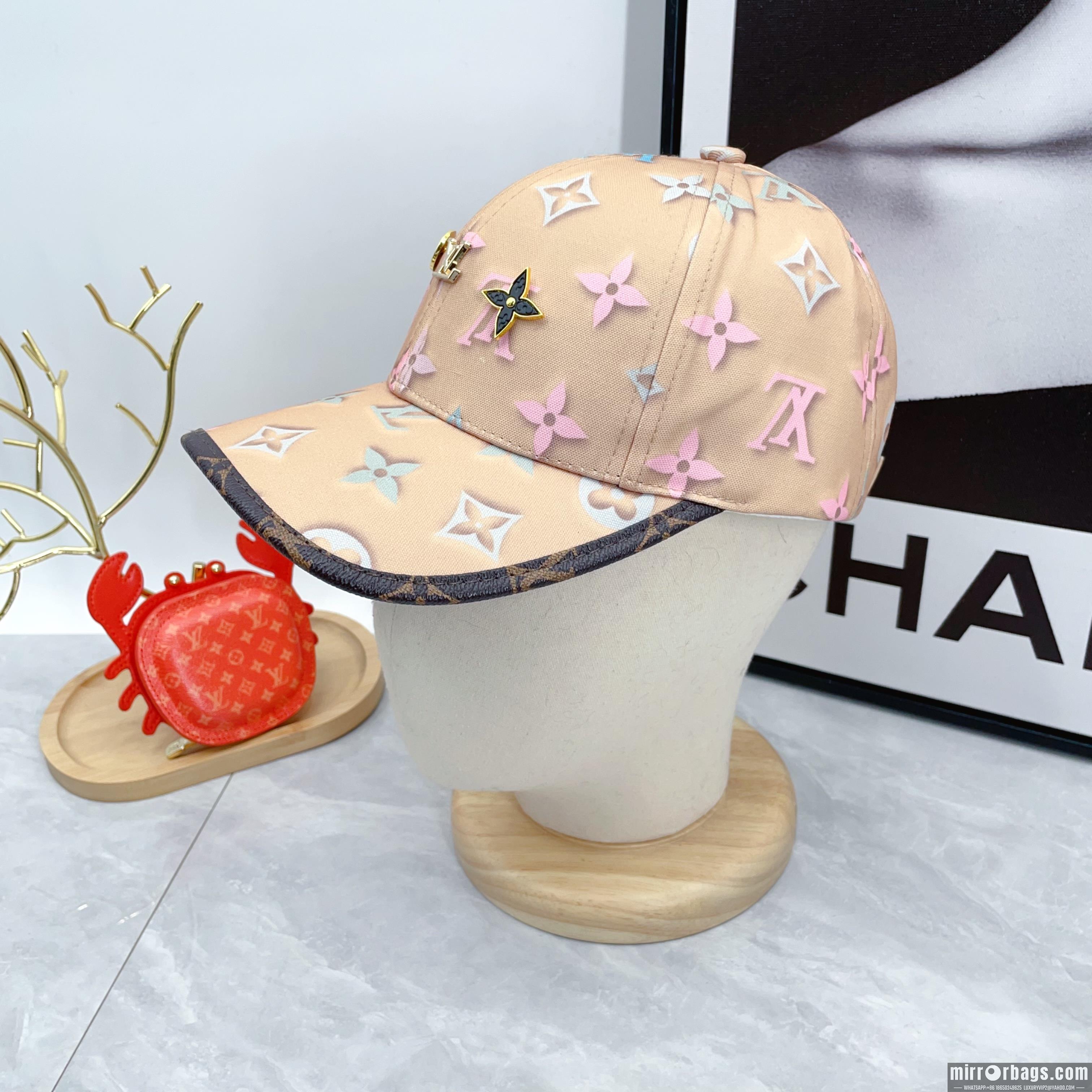 LV Hat dx03