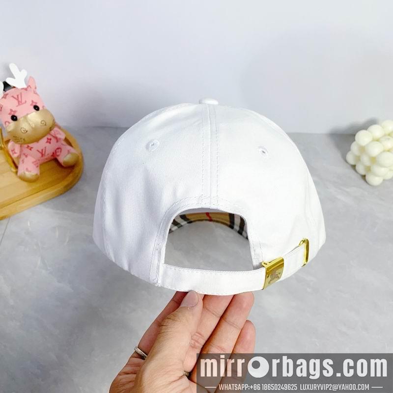 Burberry Hat dx19