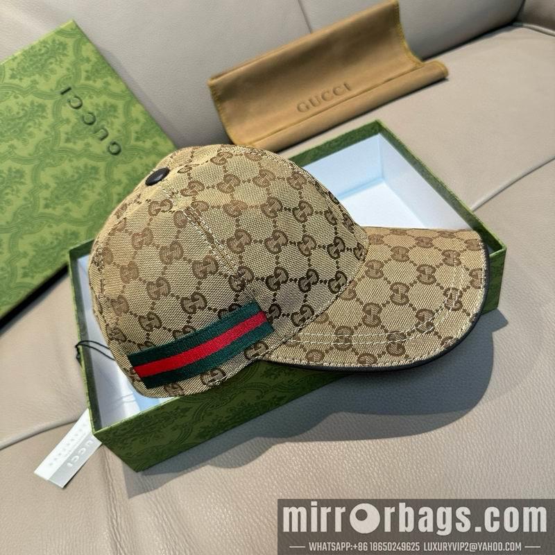 Gucci Hat dx30