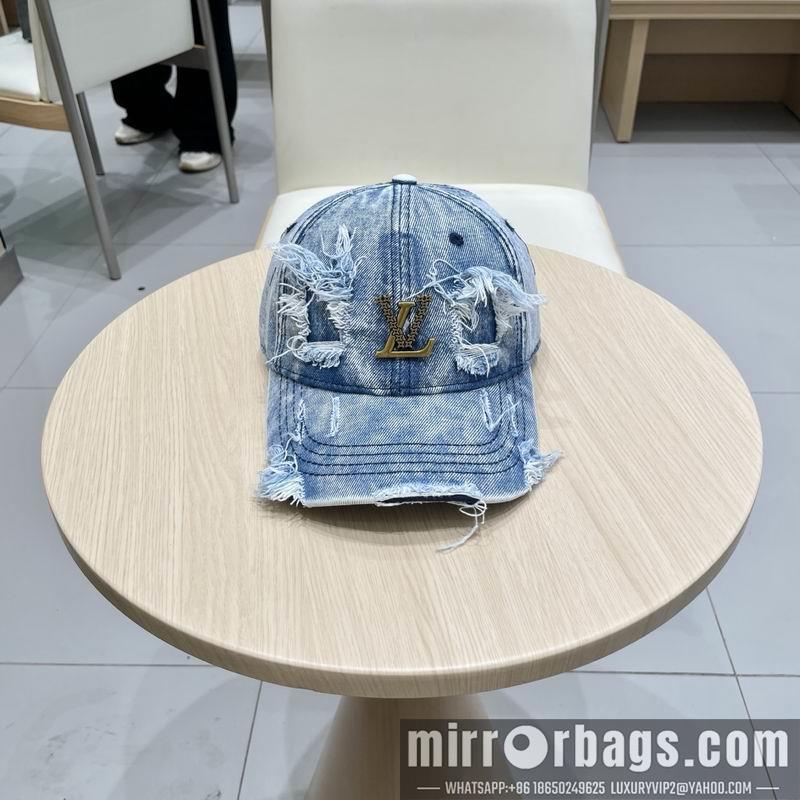 LV Hat 030743