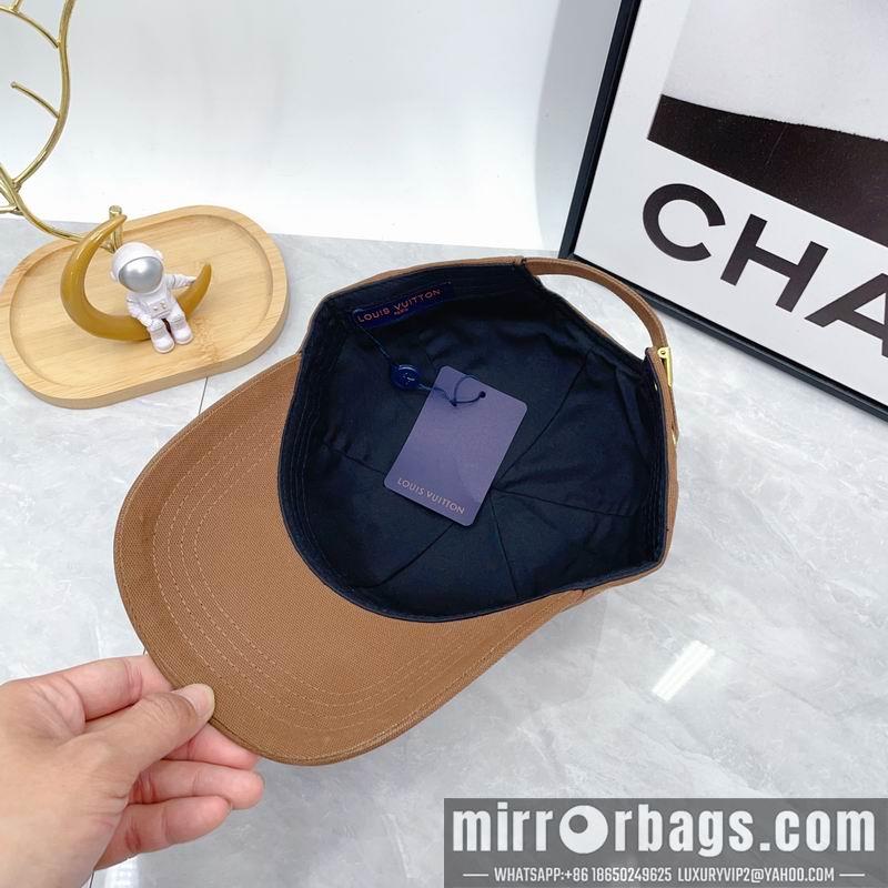 LV Hat dx71