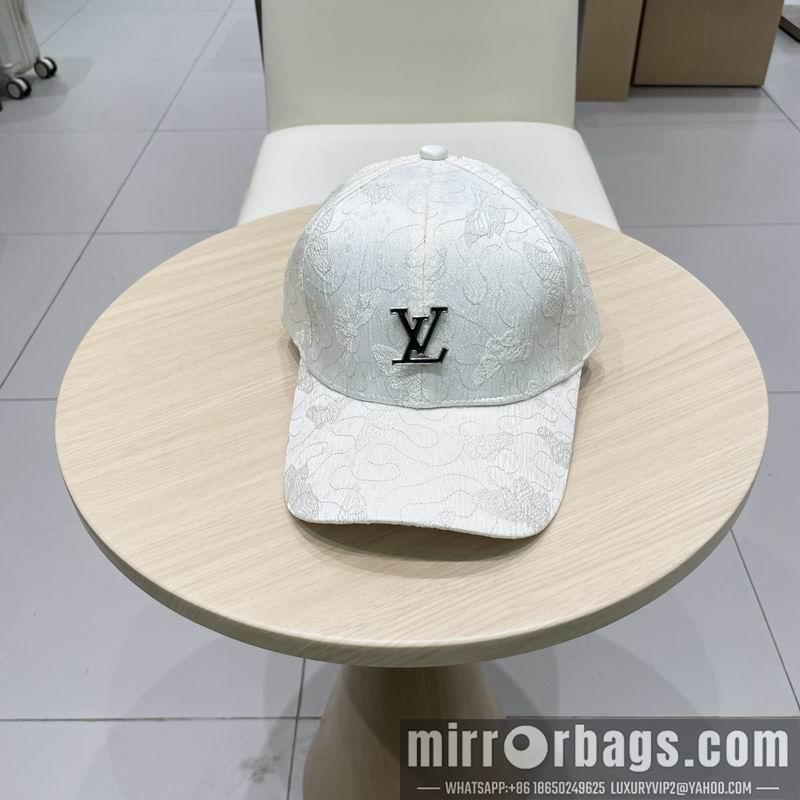 LV Hat 041402