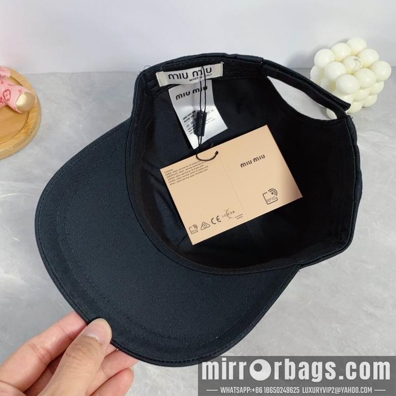 Miumiu Hat dx45