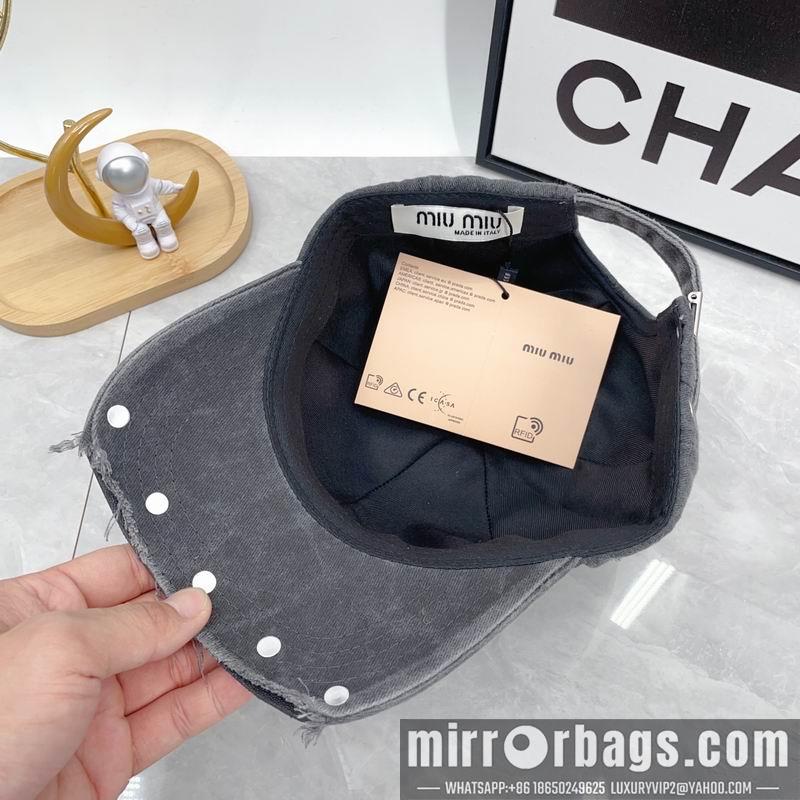 Miumiu Hat dx22