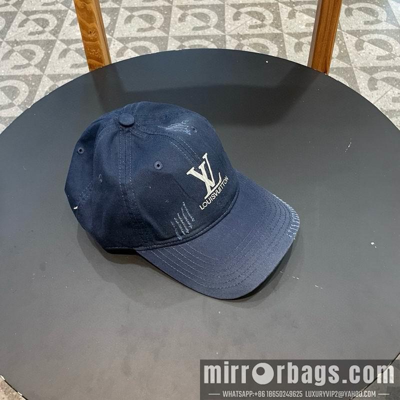 LV Hat 020802