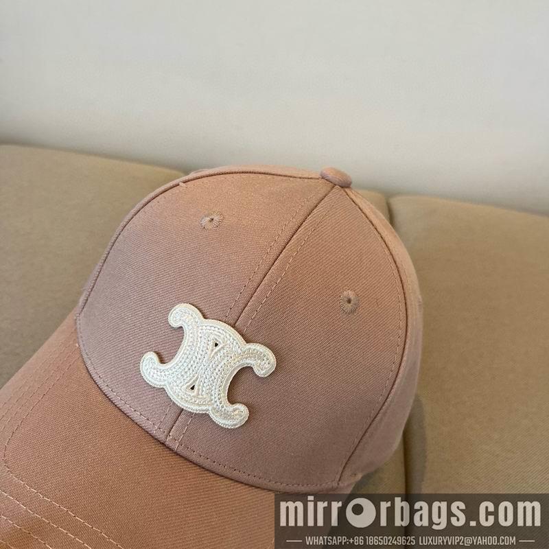 Celine Hat dx43