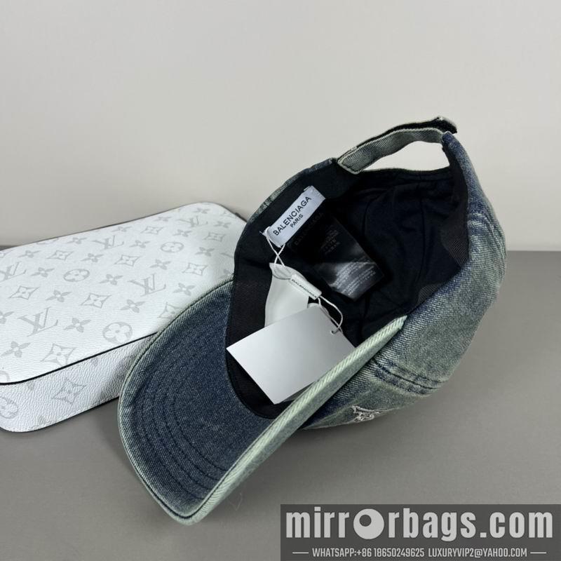 Balenciaga Hat dx43