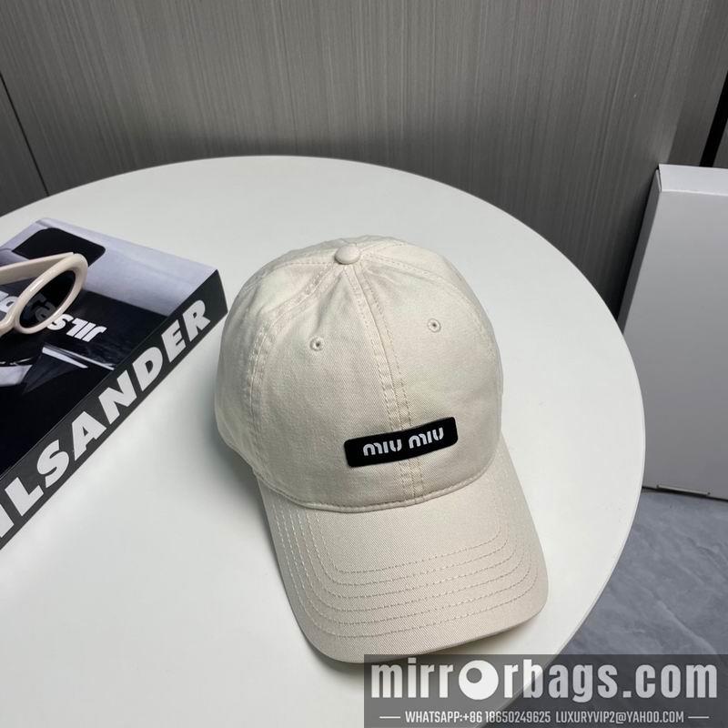 Miumiu Hat 030966