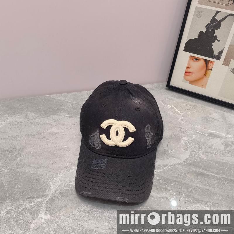 Chanel Hat dx25
