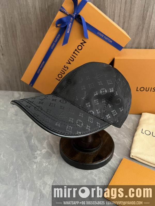 LV Hat dx43