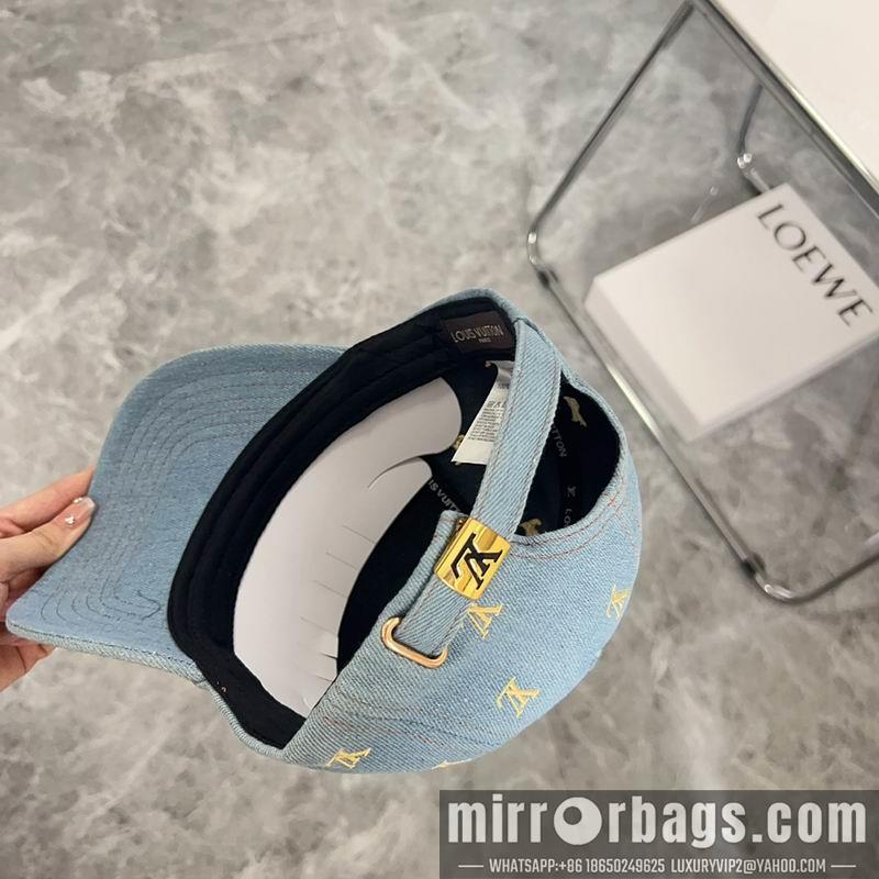 LV Hat 082605