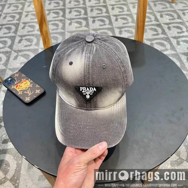 Prada Hat 041401
