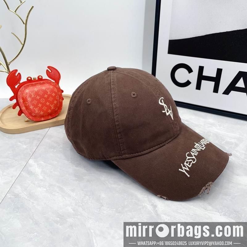 YSL Hat dx32