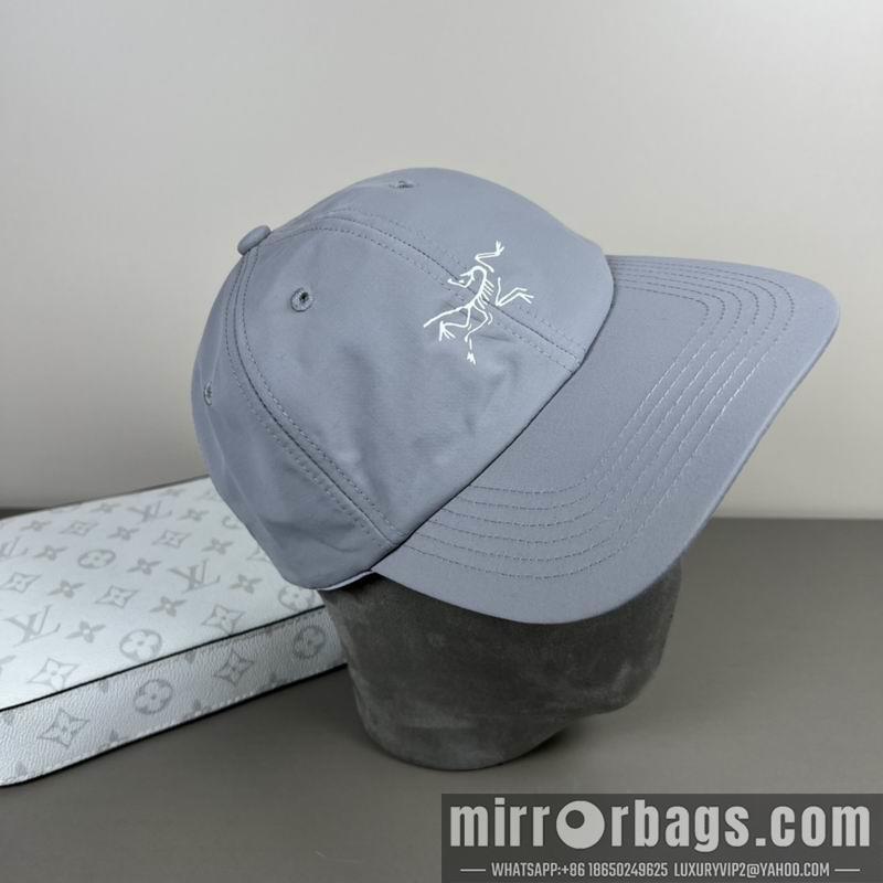 Arcteryx Hat dx20